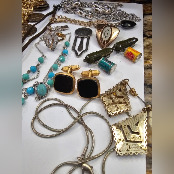 Assorted Jewelry LOT 4.5lbs Bag#15 - Picture 15 of 16